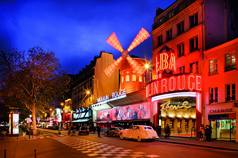 Pigalle quartier animé du 18ème arrondissement de Paris